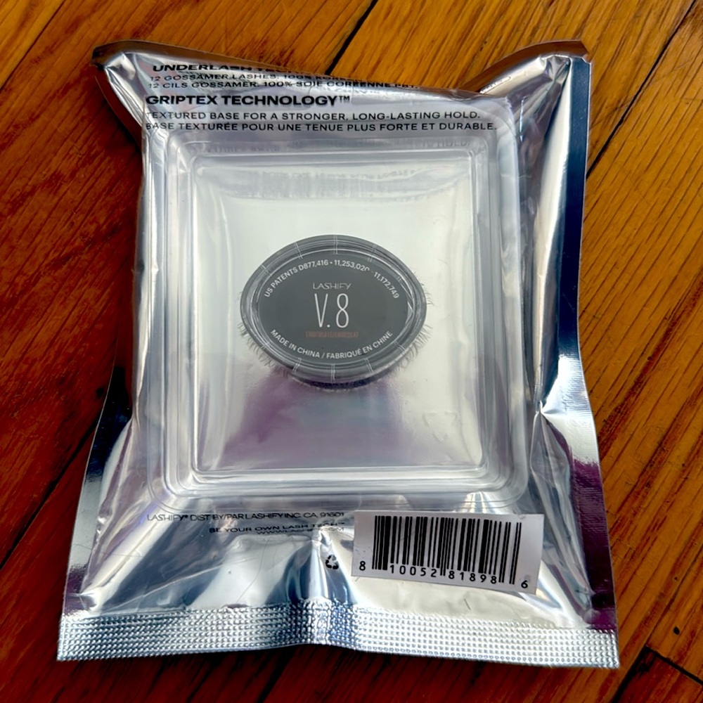 Lashify Velvet V8 Lashes NWT in Chocolate